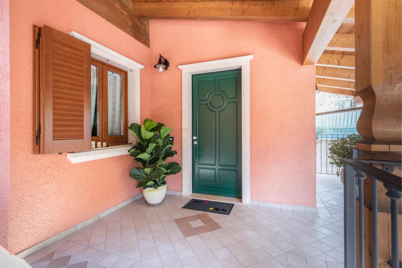 Appartement Casa Francesca Relax à Limone sul Garda Extérieur photo